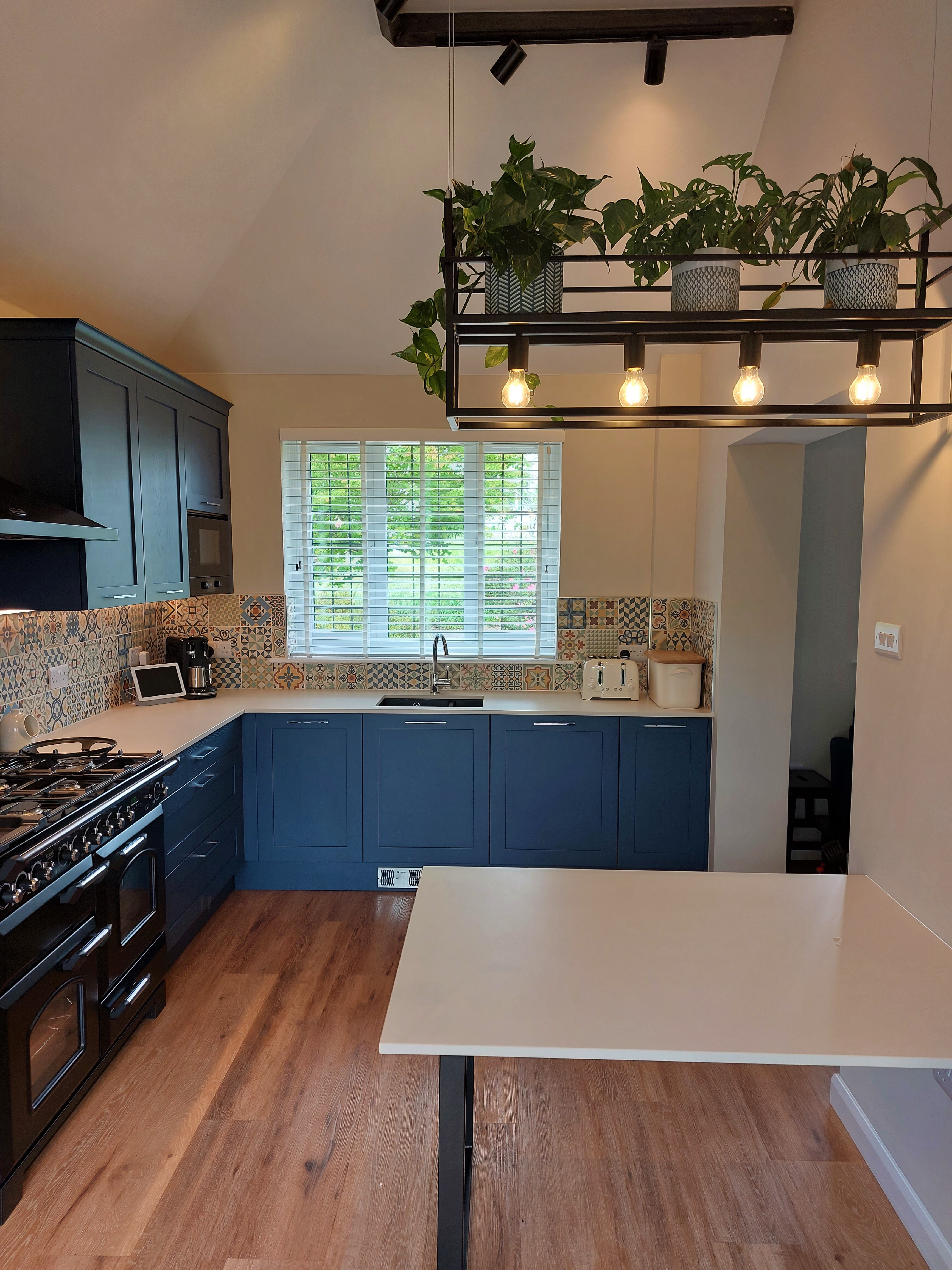 Kitchen Refurbishment with Painted Shaker Doors and Dekton Worktops